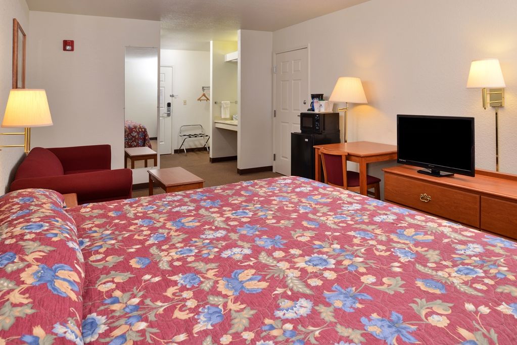 Americas Best Value Inn Smackover Номер фото